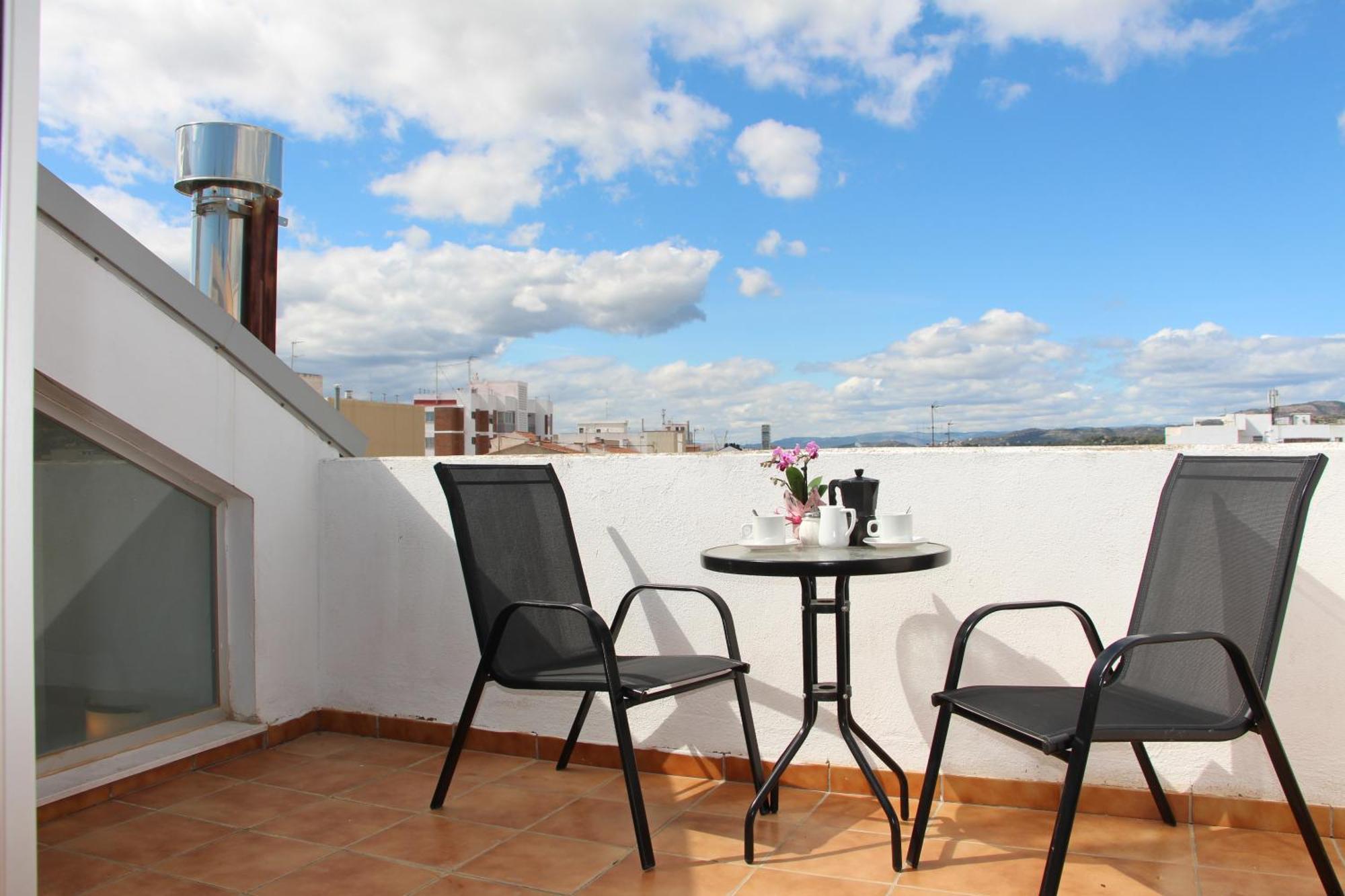 Apartamentos La Pergola Castellon Castellón de la Plana Oda fotoğraf