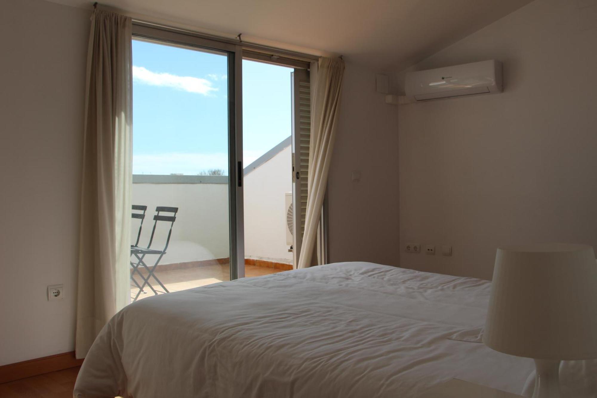 Apartamentos La Pergola Castellon Castellón de la Plana Oda fotoğraf